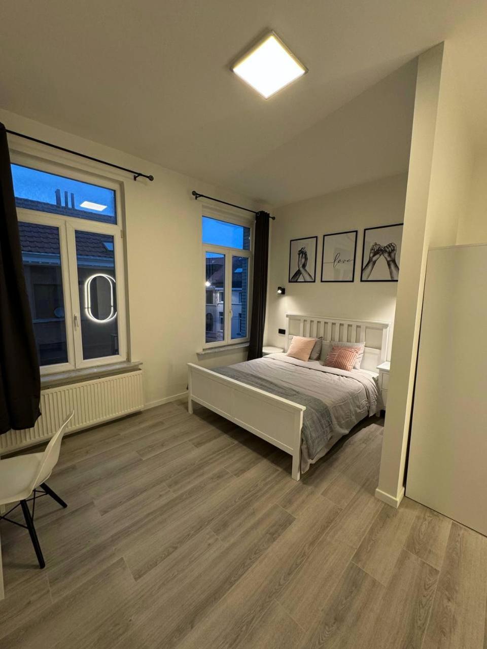 Studio A Ixelles - Viaduc Bryssel Exteriör bild
